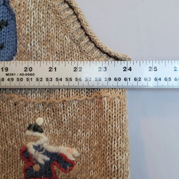 NutCracker Women's Sweater Vest 2X Winter Holiday Hockey Mom Ice Skating Teacher - Picture 10 of 11